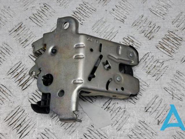 Замок крышки багажника 4M0827506B VAG