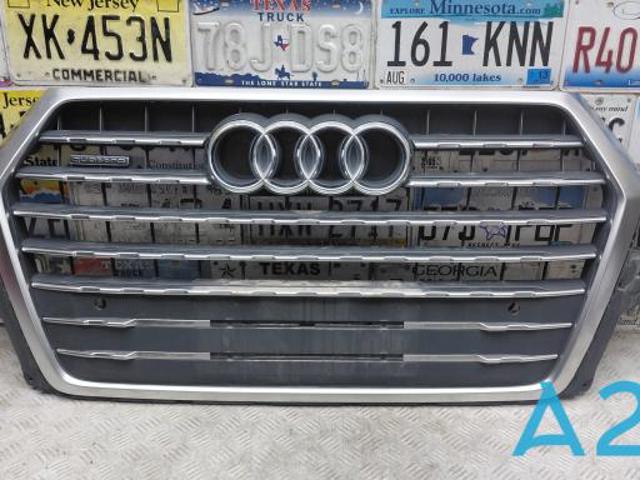 4M0853651J MX3 VAG решетка радиатора