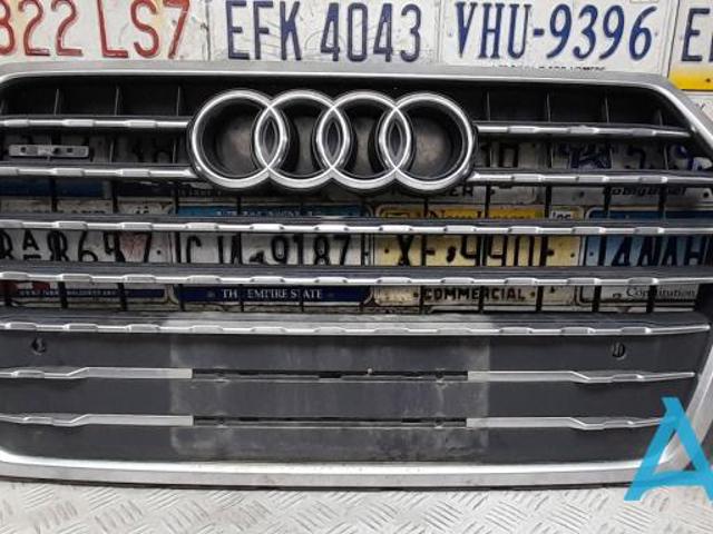 4M0853651JMX3 VAG Решетка радиатора купить в Житомир