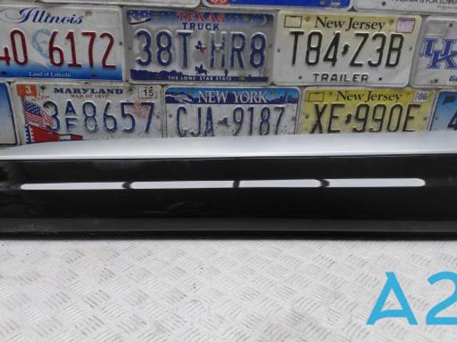 Молдинг двери передней левой нижний 4M0853959GGRU VAG