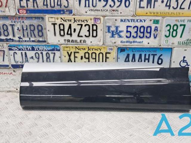 VAG 4M0853969GGRU Молдинг двери задней левой нижний в наличии Черкассы