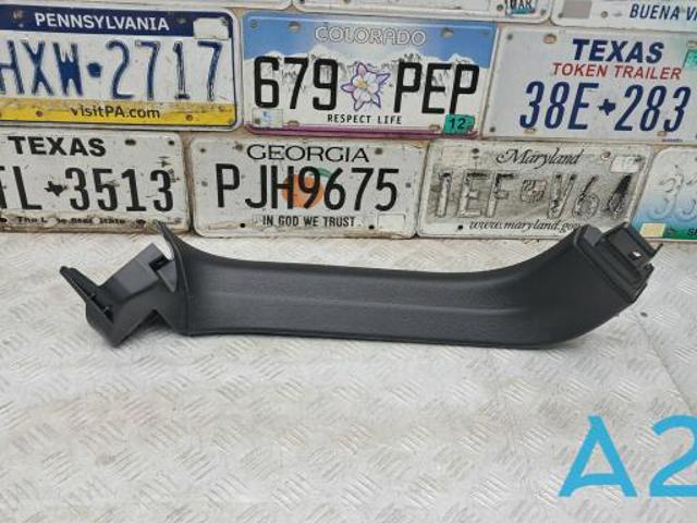 Облицовка багажника пятой двери 4M0867607D4PK VAG