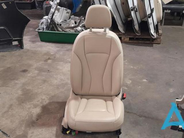 VAG 4M0881106K в наличии Тернополь