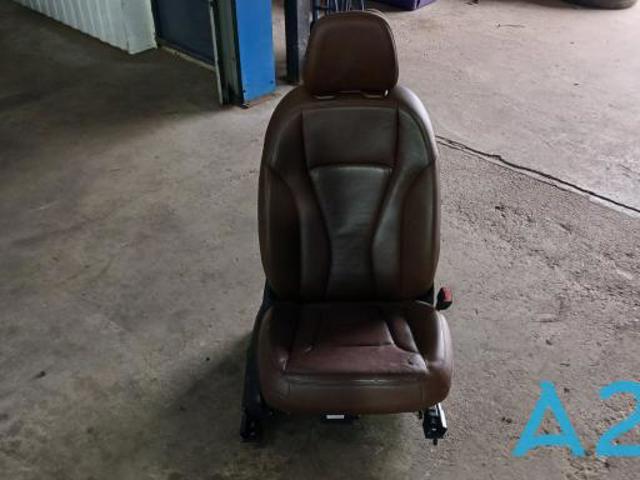 VAG 4M0881106K в наличии Черновцы