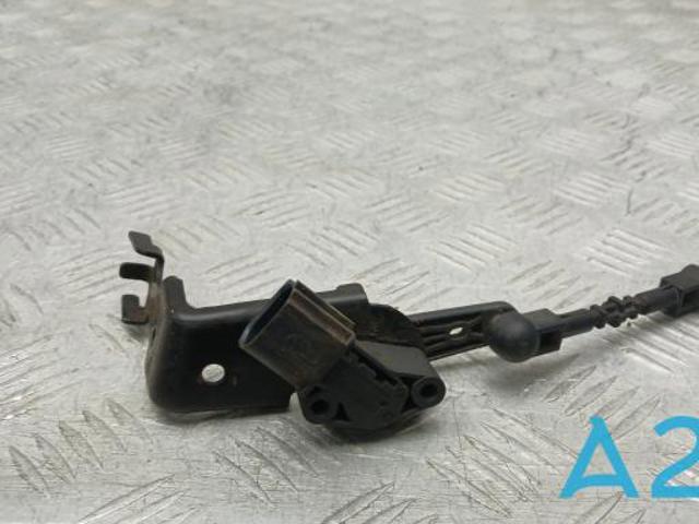 Датчик уровня положения кузова, передний левый 4M0941285D VAG