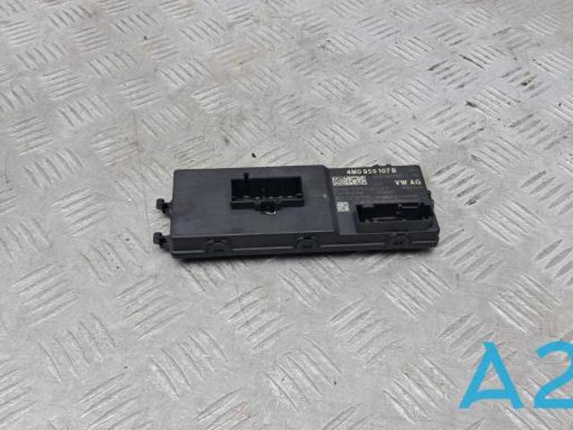 Блок управления открытия крышки багажника 4M0959107 VAG