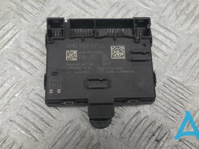 Блок комфорта задней двери 4M0959795E VAG