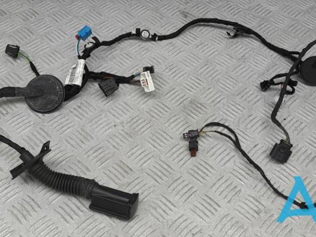 4M0971687FS купить Николаев