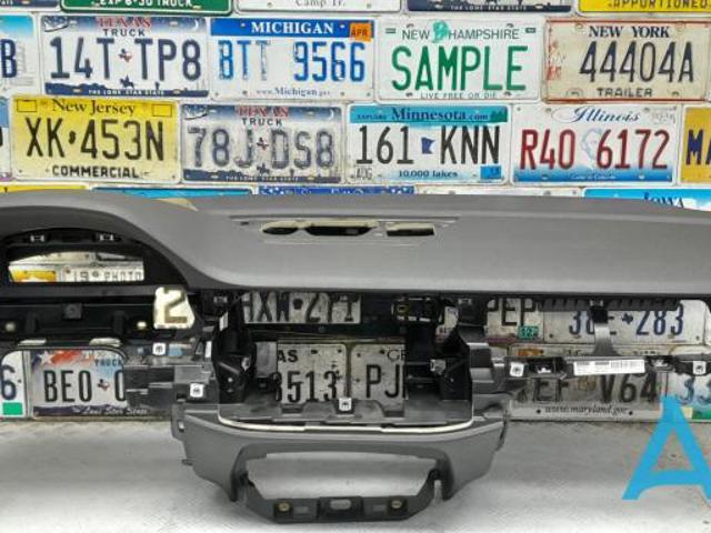 Передняя панель 4M1857001J24A VAG