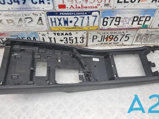 Накладка декоративная центральной консоли 4M1863244B24A VAG
