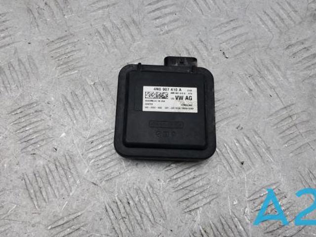 Блок управления системой открывания ворот гаража 4N0907410A VAG