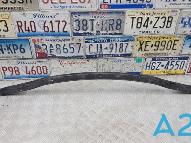 Швеллер переднего бампера 51117067744 BMW
