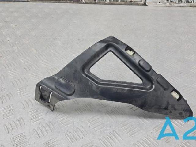 Кронштейн бампера переднего, левый 51117357201 BMW