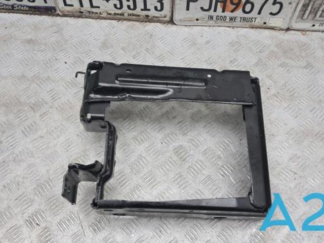 Балка бампера переднего 51117422225 BMW