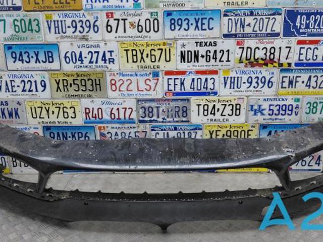 Бампер передний в сборе 51118064755 BMW
