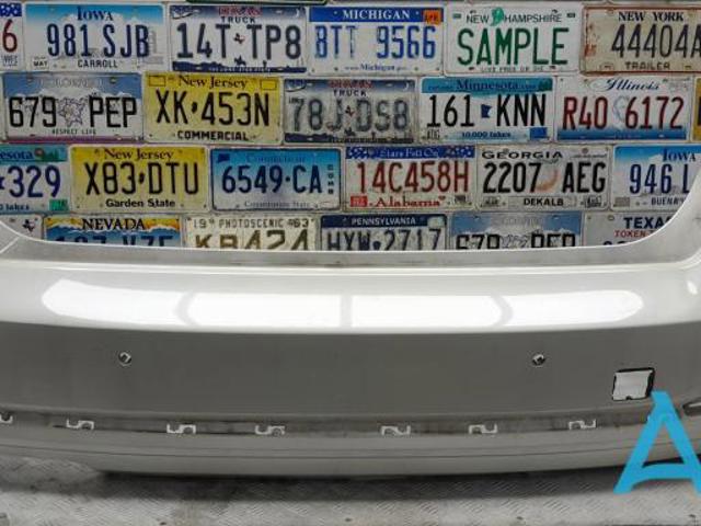 Бампер задний 51127371882 BMW