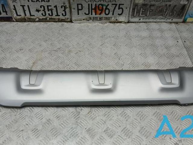 BMW 51127400678 Накладка бампера заднего центральная в наличии Ирпень