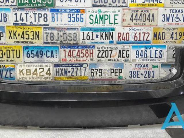 Задний бампер 51127413500 BMW