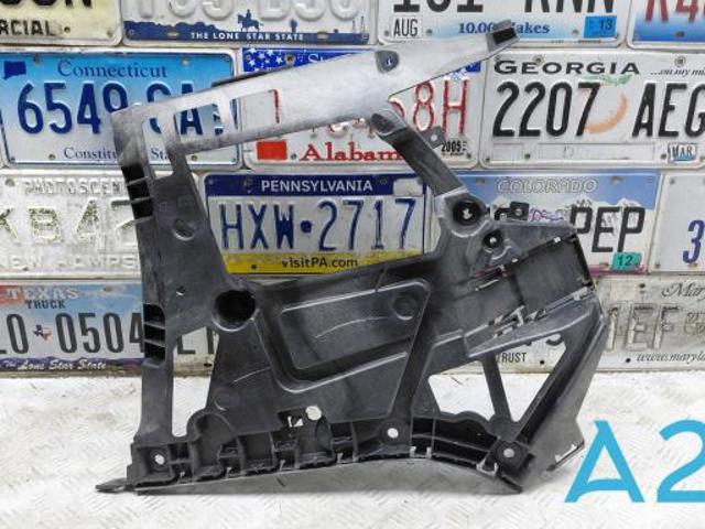 Кронштейн бампера заднего, правый 51127427968 BMW