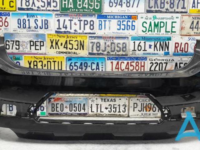 Задний бампер 51129448905 BMW