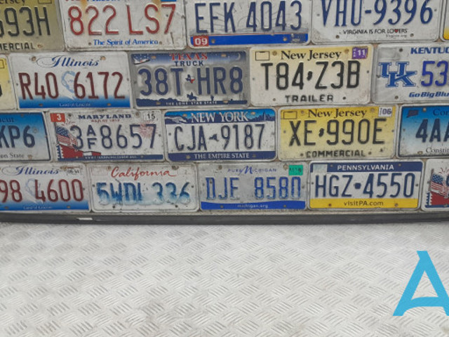 Накладка крыши правая 51137250392 BMW