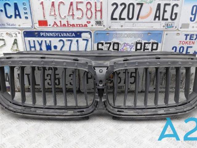 Облицовка радиатора 51137497280 BMW