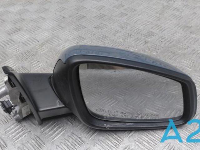 Корпус зеркала заднего вида правого 51167459788 BMW