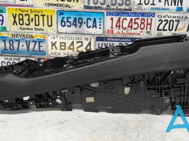 Консоль панели приборов 51169252117 BMW