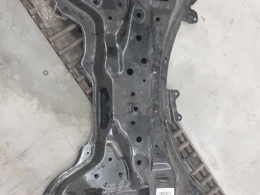 Крабобалка передней подвески 5120102221 TOYOTA
