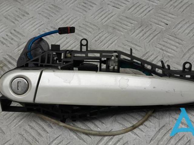 Ручка двери передней наружная левая 51217332565 BMW