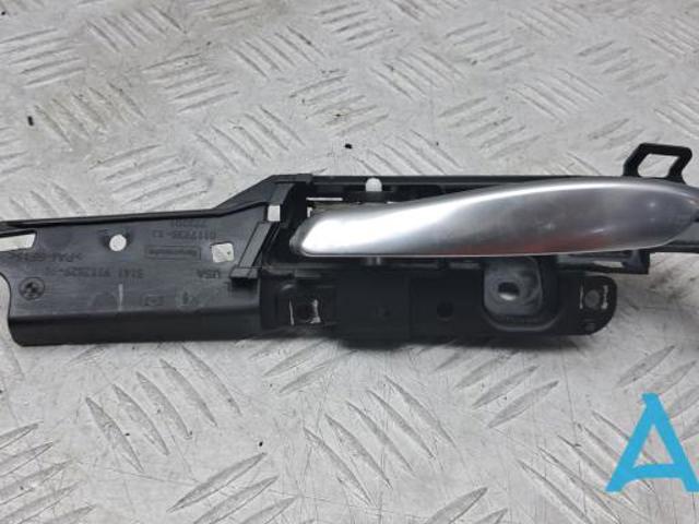 Ручка двери передней внутренняя левая 51219112429 BMW