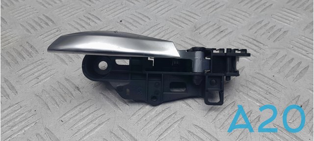 Ручка двери задней внутренняя левая 51229116343 BMW