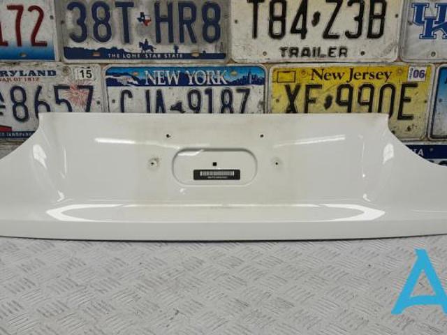 Накладка крышки багажника 51247416687 BMW