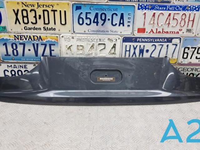 51247416687 BMW Накладка крышки багажника купить в Запорожье