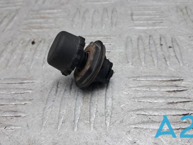 51247453842 BMW Буфер (отбойник) крышки багажника (двери 3/5-й задней) купить в Ужгород