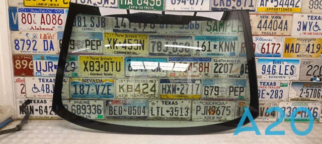 Окно заднее 51317388750 BMW