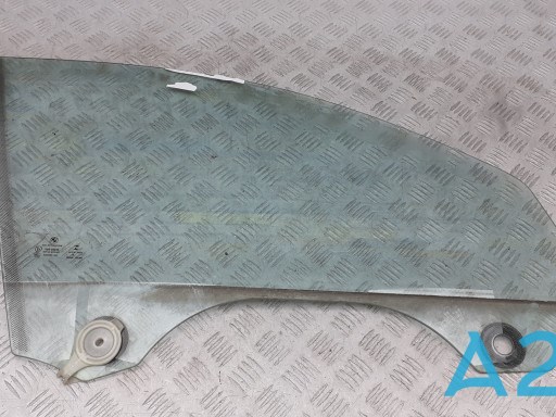Стекло передней правой двери 51337309734 BMW