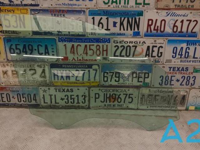 51337470632 Стекло двери передней правой купить Хмельницкий