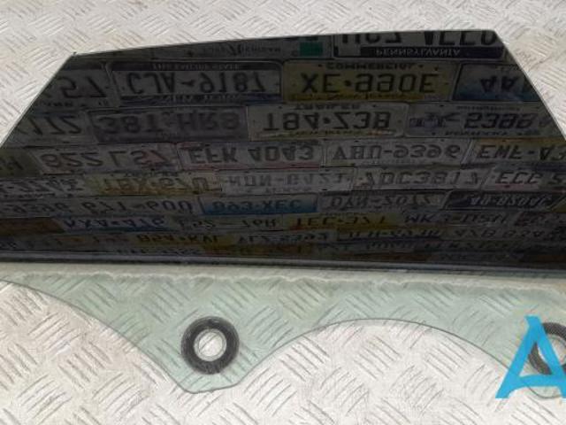 Стекло заднее правое 51357309728 BMW