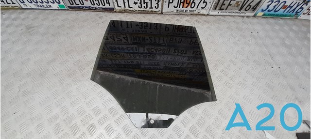 BMW 51357388870 Стекло двери задней правой в наличии Чернигов