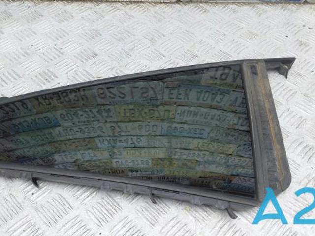 51357410056 BMW Стекло-форточка двери задней правой купить в Львов