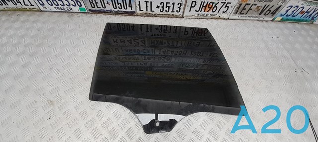 Стекло задней правой двери 51357470630 BMW