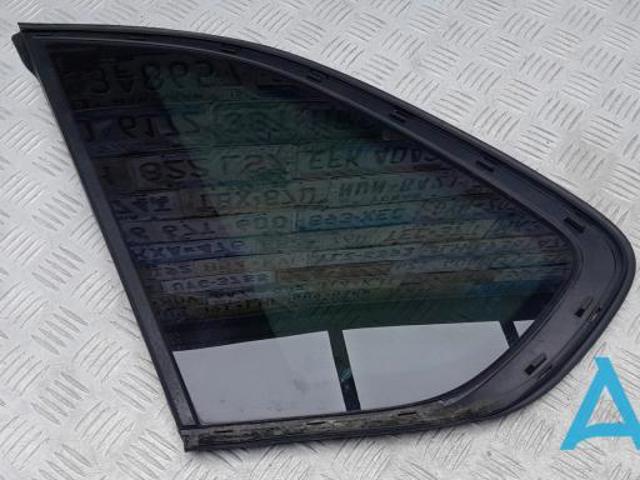 51377305771 BMW Стекло кузова (багажного отсека) левое купить в Львов