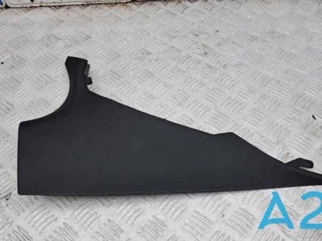 BMW 51438065027 Обшивка стойки кузова внутренняя задняя левая в наличии Днепр