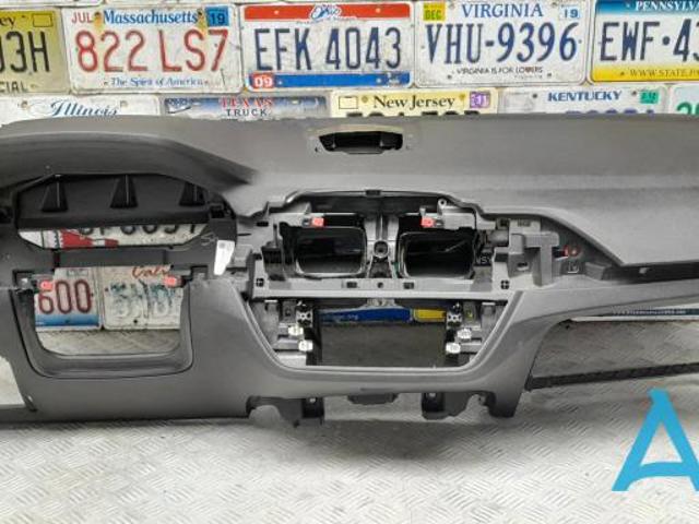 Панель передняя "торпедо" 51457937294 BMW