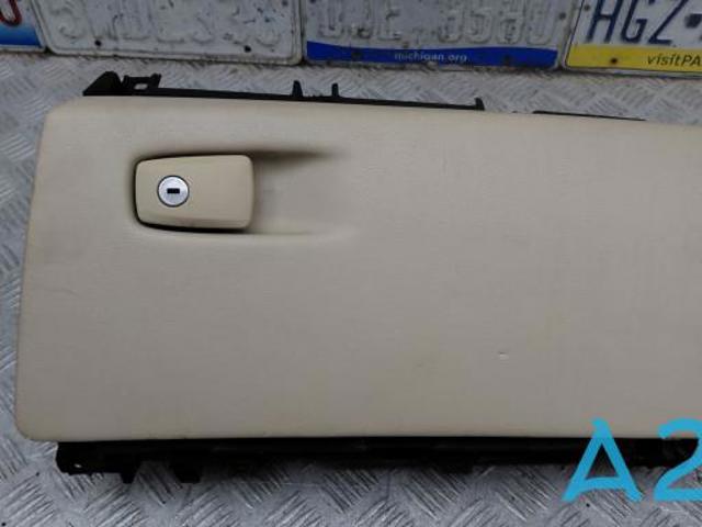 Перчаточный ящик 51459276266 BMW