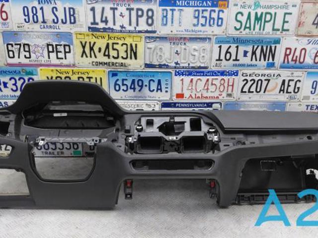 Панель приборная торпеды 51459476382 BMW