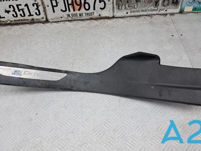 51477329511 BMW Накладка дверного порога внутренняя задняя левая купить в Украина