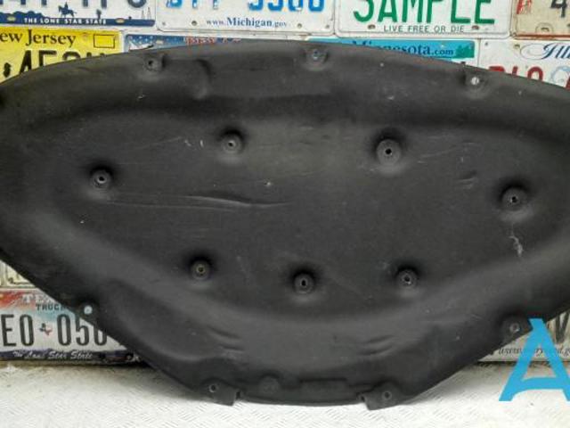 51487221993 BMW Шумоизоляция капота купить в Кривой Рог
