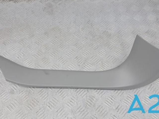Обшивка-облицовка задней двери 51497172129 BMW